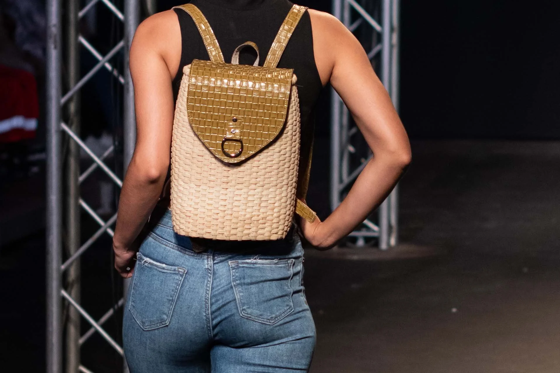 MFW_2023_Tsakafashion-33.jpg