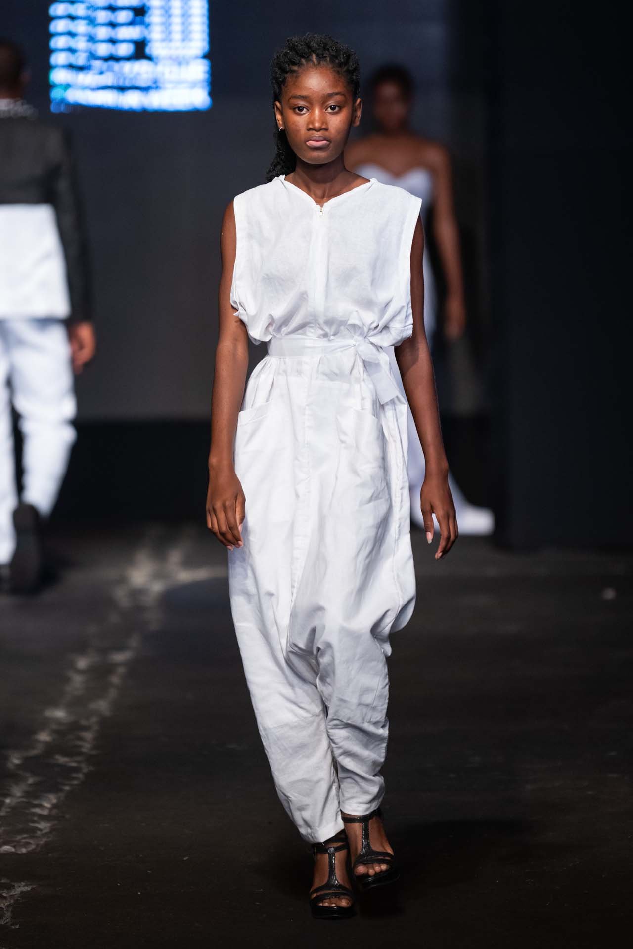 MFW_2023_ZualosFashion-7.jpg
