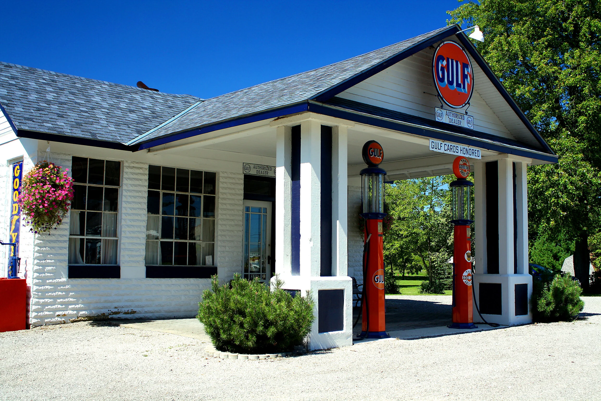station2.jpg
