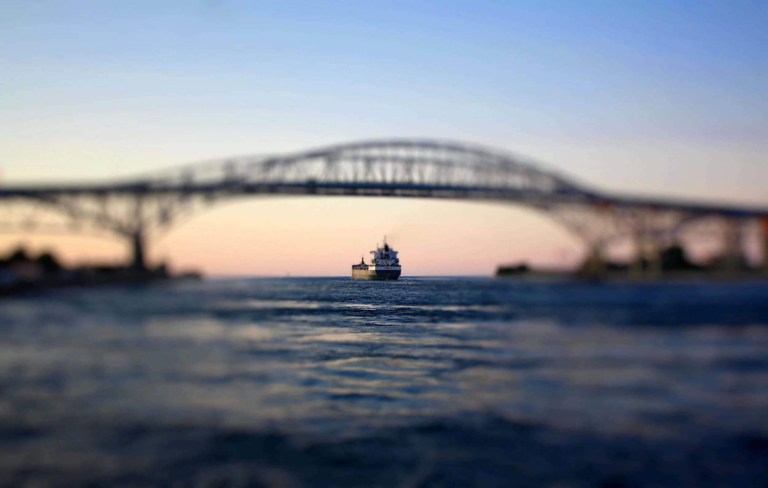 bluewaterbridge.jpg