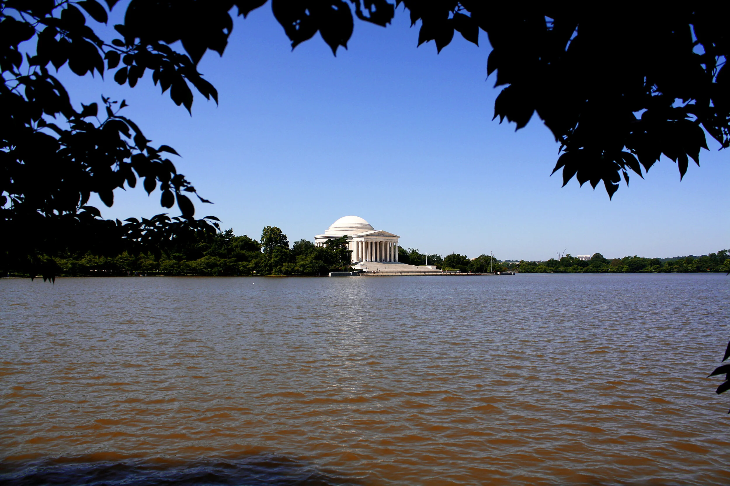 jeffersonmemorial1.jpg