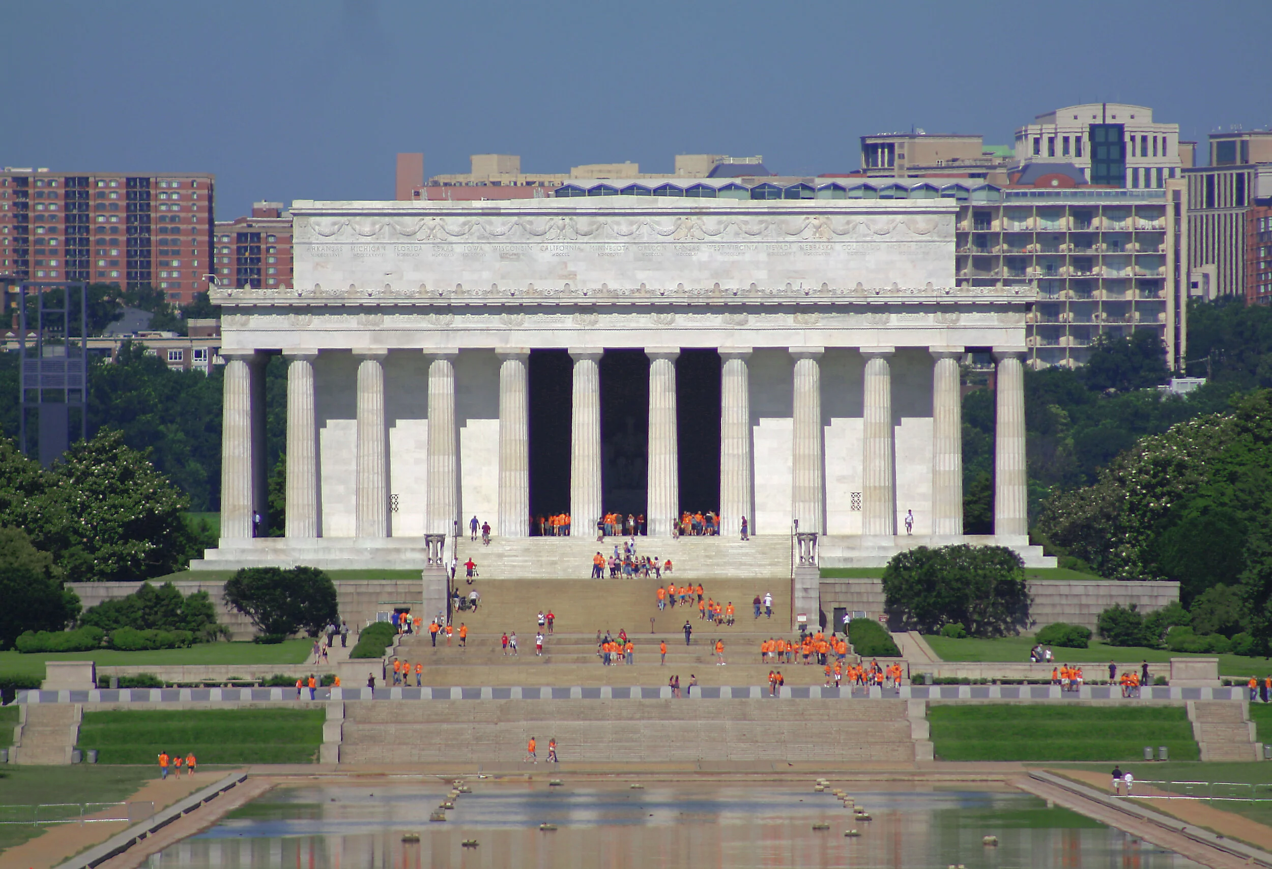 lincolnmemorial2.jpg