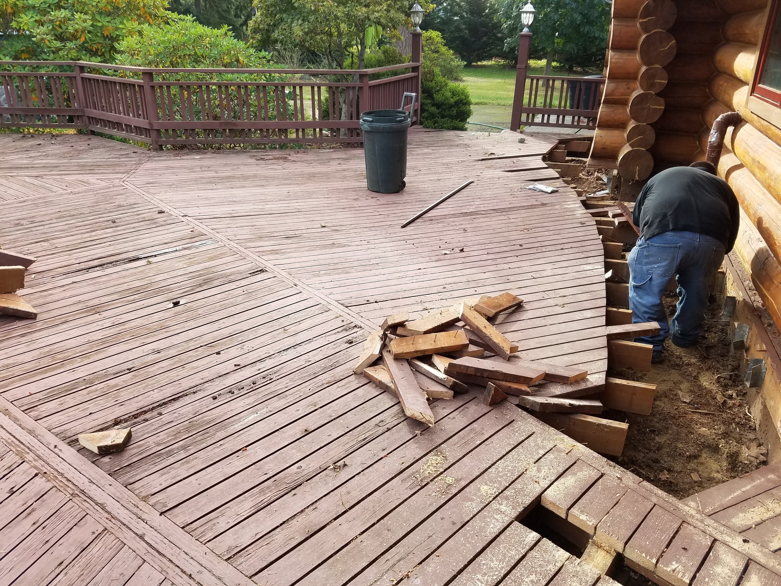 Cutting Deck off House.jpg