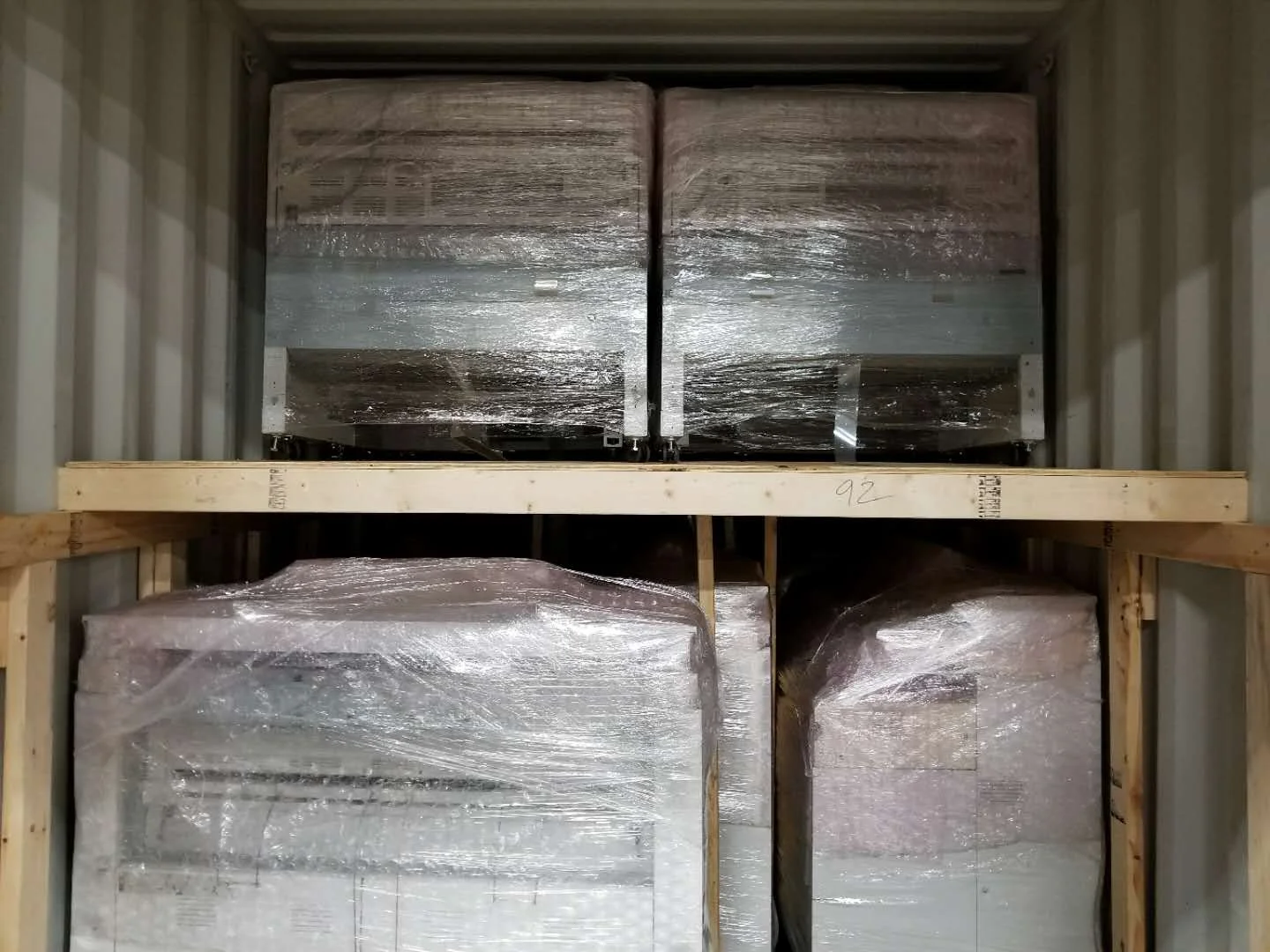 wide format container.jpg