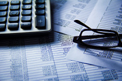 5537894072_c4e46bfce1_m.numbersandfinance.jpg