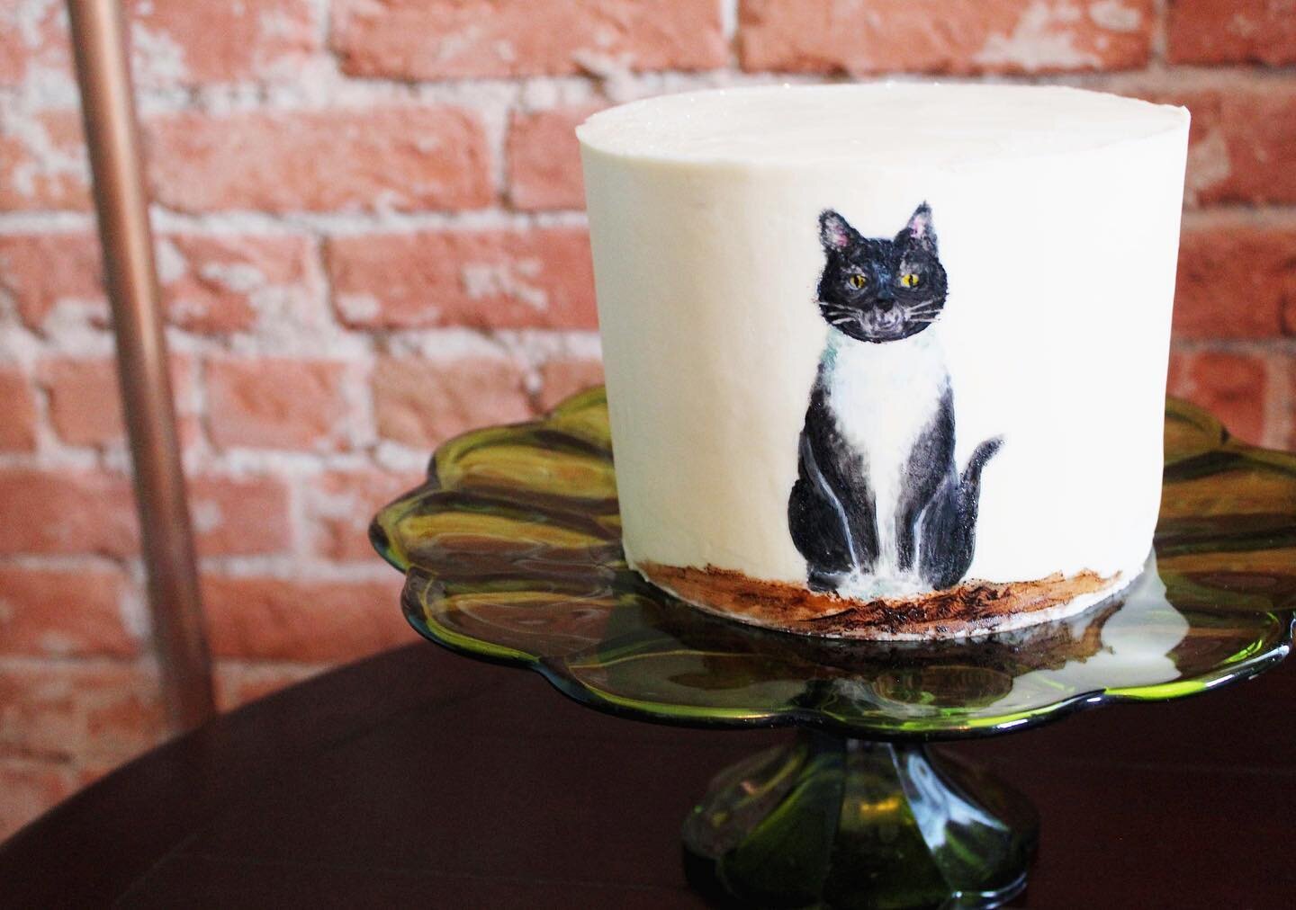 Being a dog person, I had no idea what a tuxedo cat was when I was asked to make this little chocolate cake with salted caramel buttercream.  Thank goodness for Google. It turns out that I kind of like the black cat with a white chest look. 
.
.
.
.
