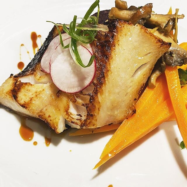 Miso Black Cod Special back on tonight and tomorrow! With Black Garlic &amp; Leek Brown Rice, ginger carrots and pickled oyster mushrooms,  your Valentine won&rsquo;t hold it against you if you don&rsquo;t want to share 💋