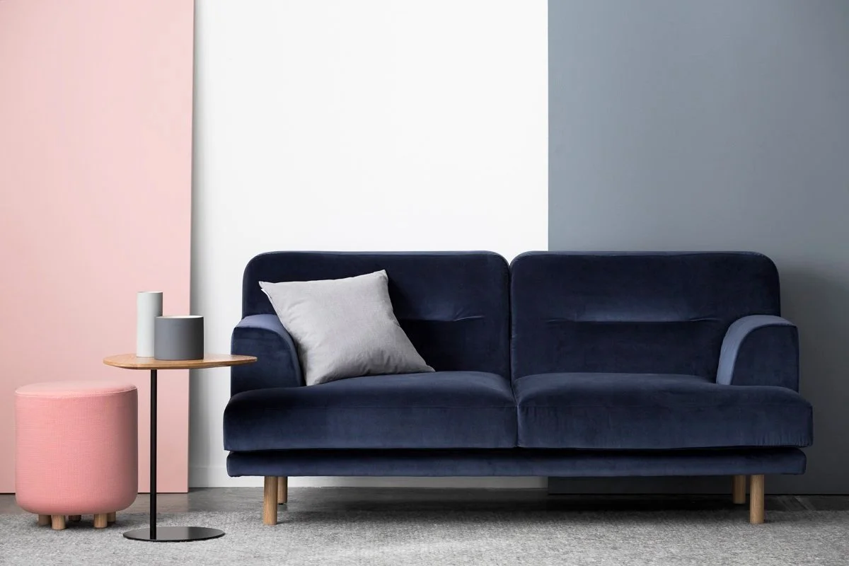 gmch217B ○ 希少 ARTIFEX AUSTRALIA Camille 1990's Artifex Post Modern Sofa. Classic piece of Australian