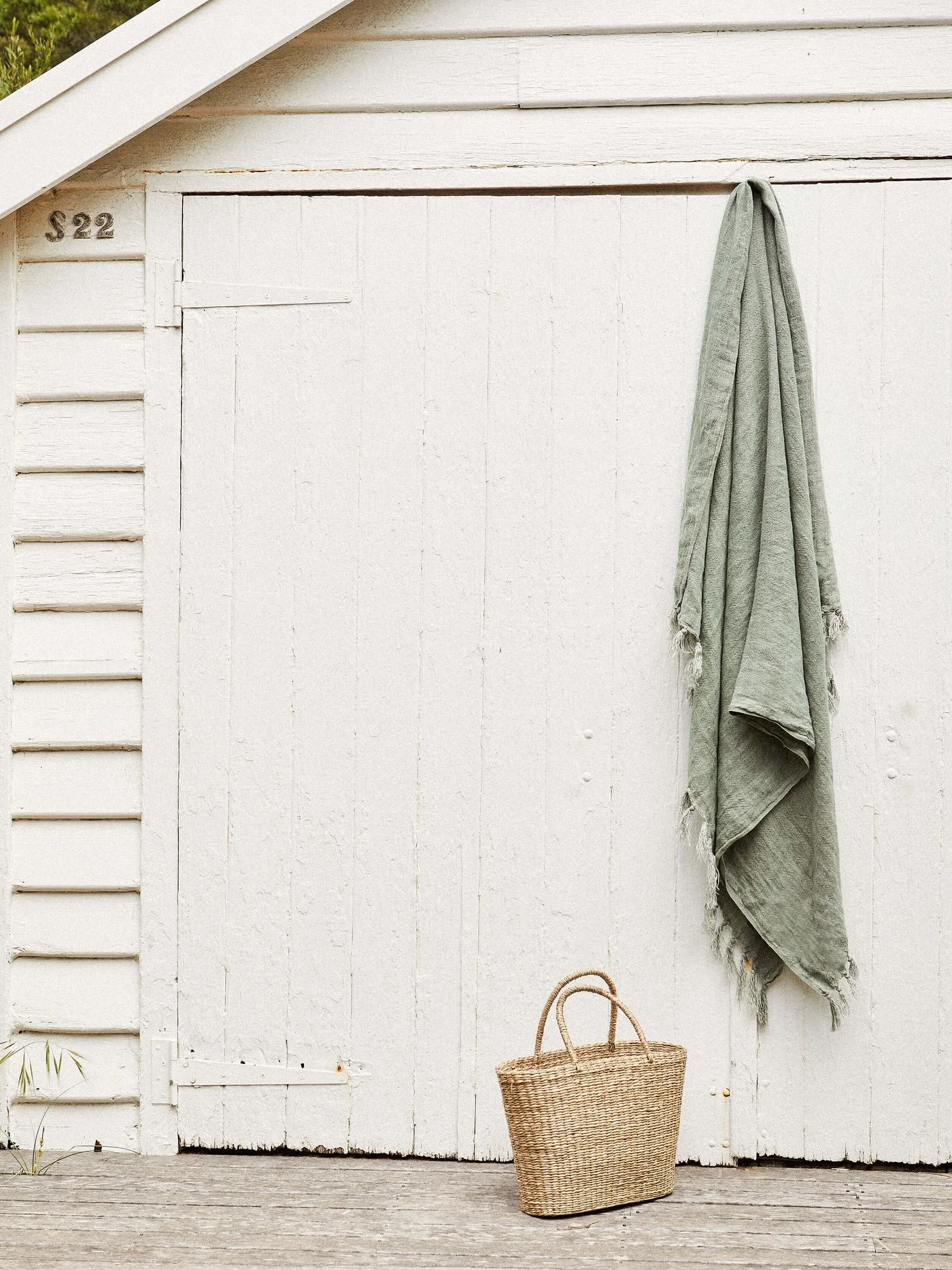 Burton-Seagrass Throw_Hanging.jpg