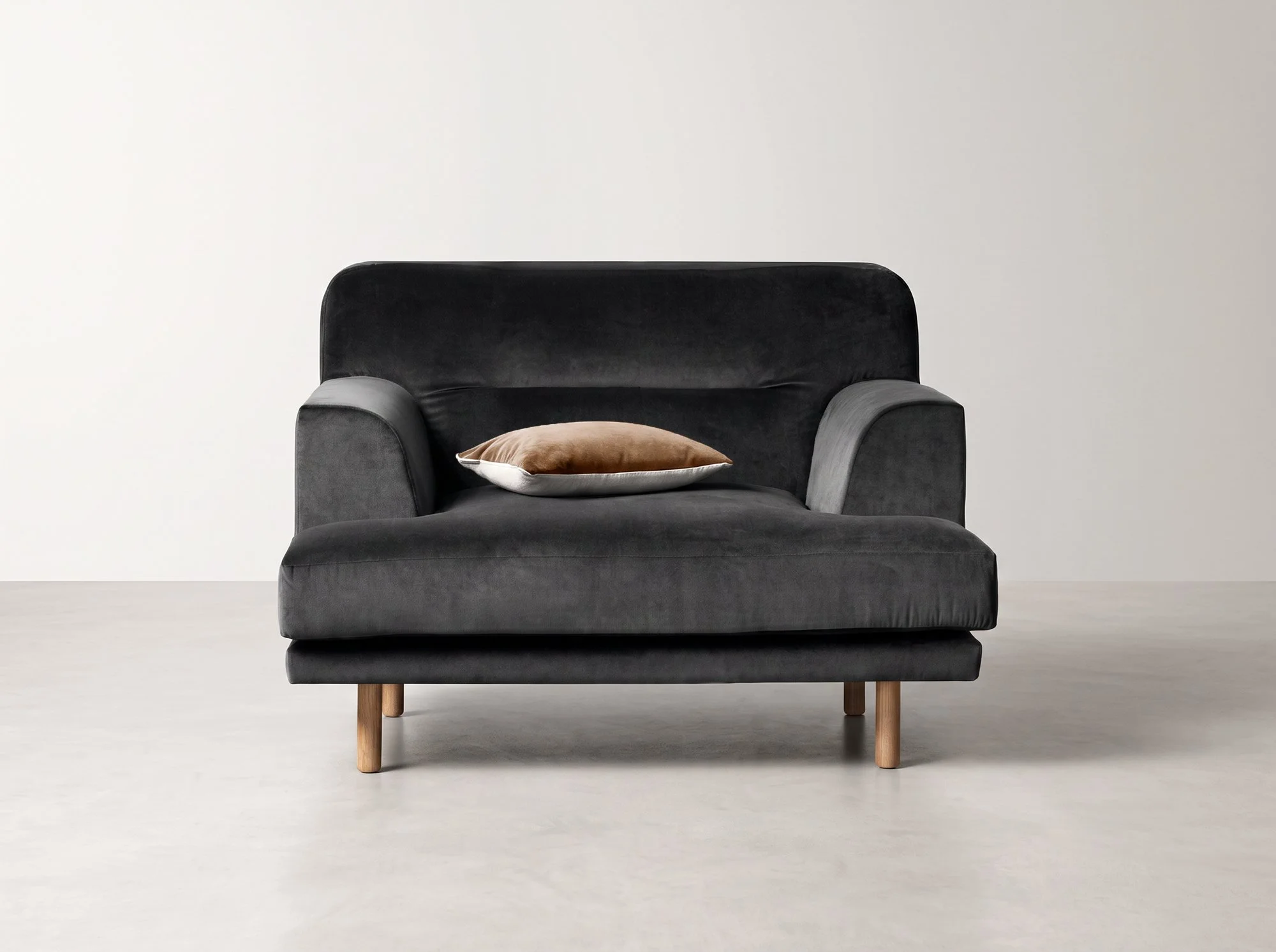 Camille_Armchair_Velvet_Landscape_LR.jpg