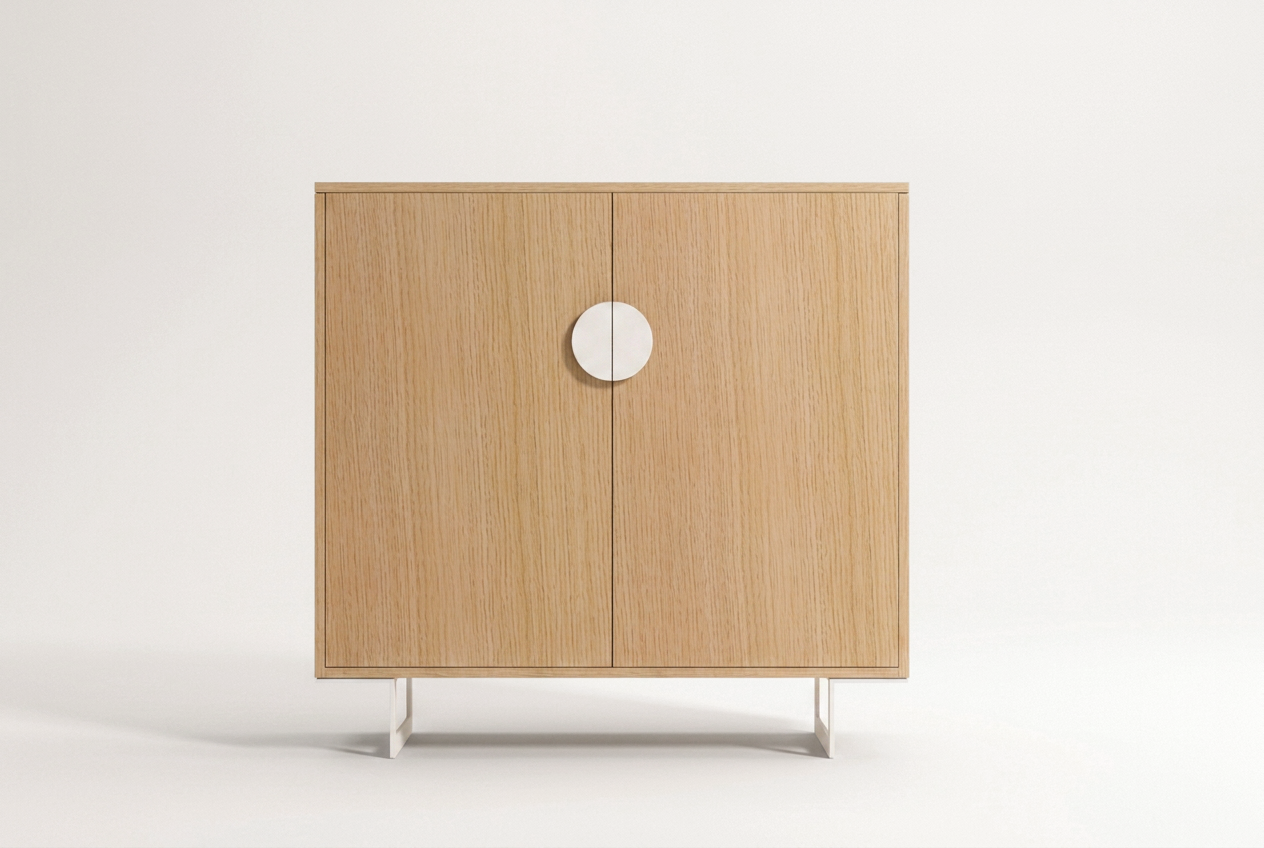 Felix_Cabinet_Front.png