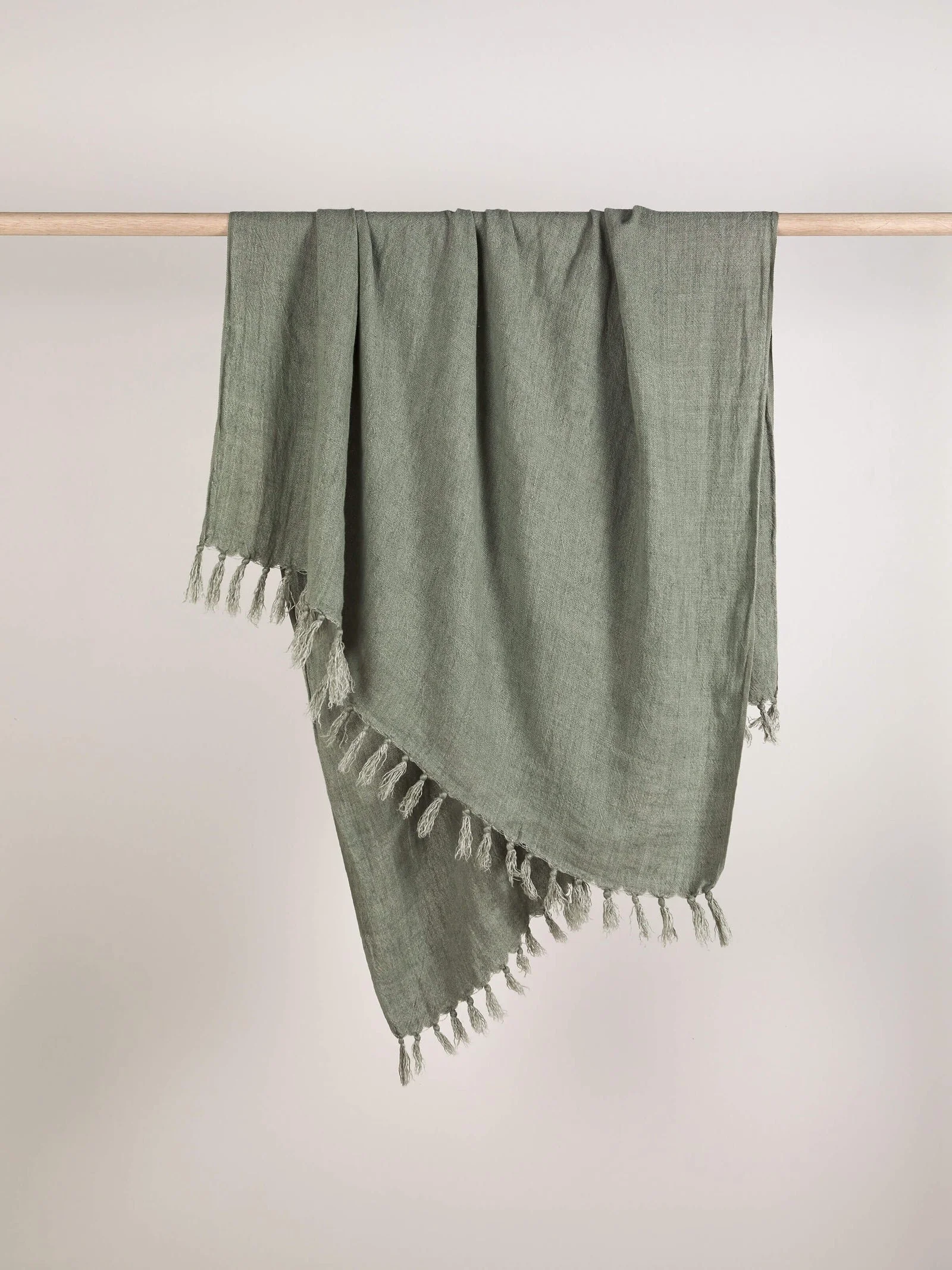throw_burton_seagrass_hanging.jpg