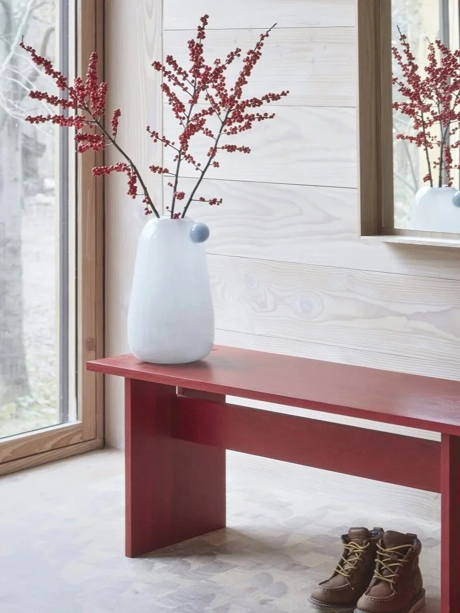 Inka+Vase+Large+off-white_INsitu.jpg