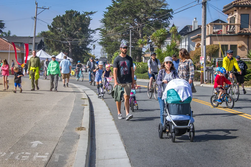 _WCB4269 Open Streets Santa Cruz.jpg