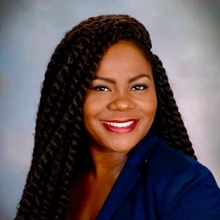 <a href="https://www.linkedin.com/in/akwugonnama"><b>Akwugo Nnama </b><i class="fa fa-linkedin-square"></i></a><br>Co-President