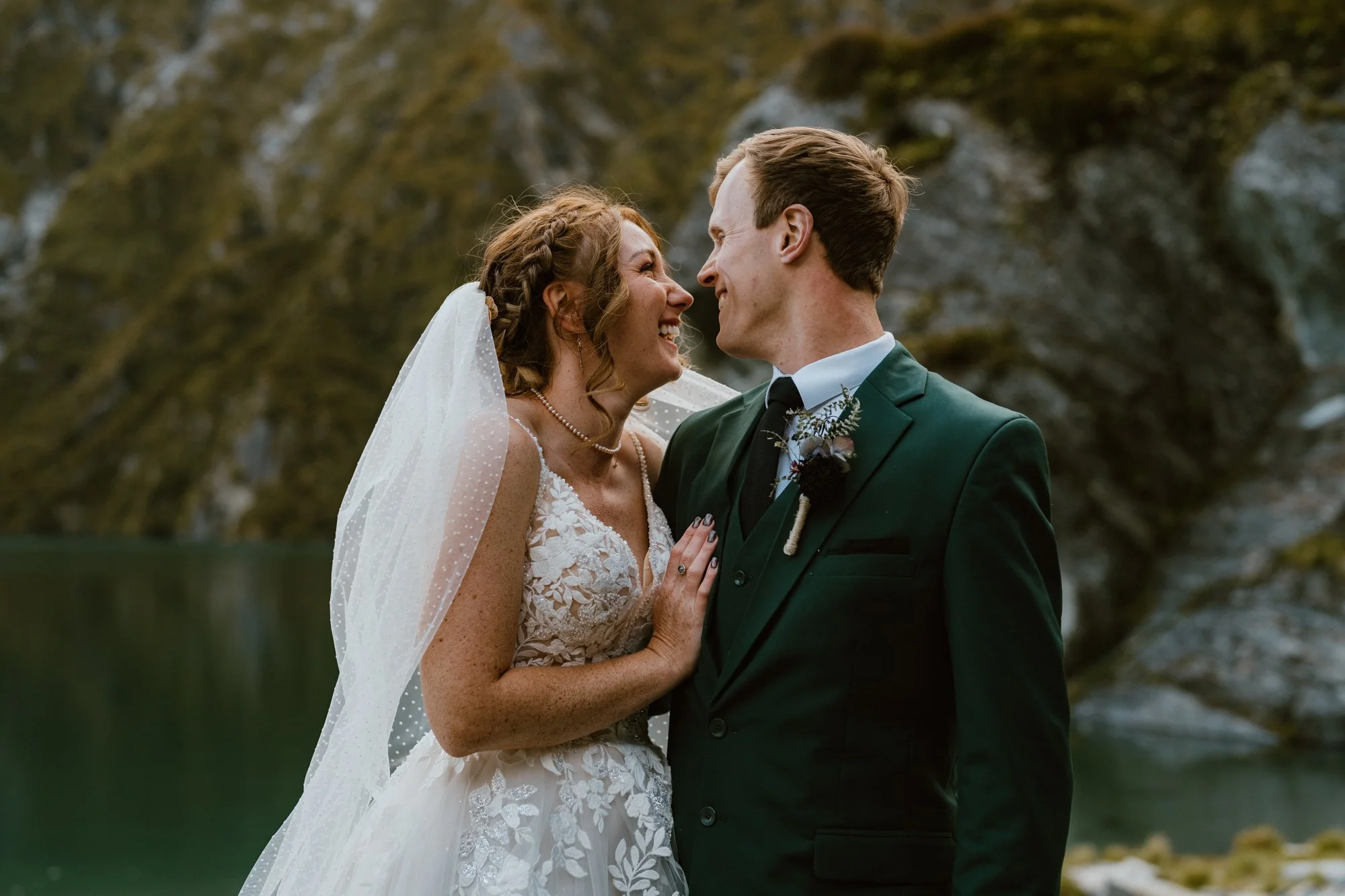 Hannah + Chris Socials Quality - Ray Tiddy 172.jpg