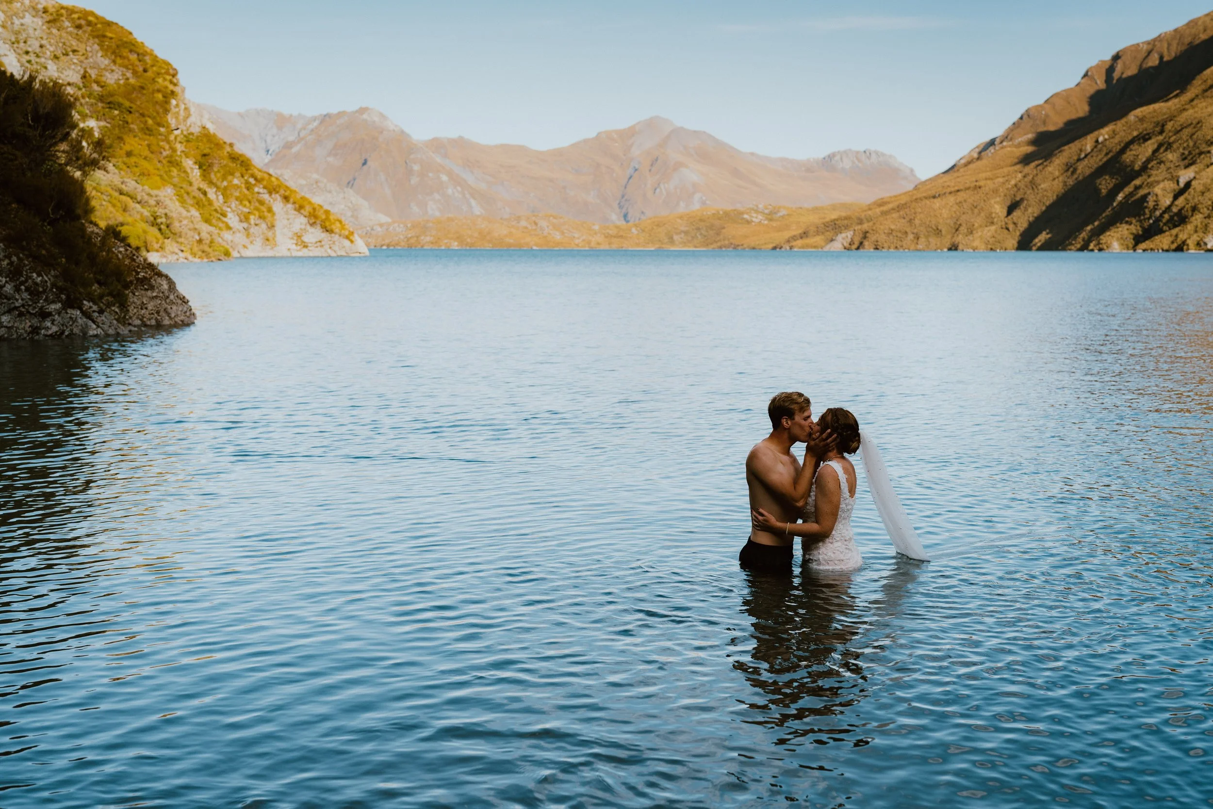 Hannah + Chris Print Quality - Ray Tiddy 144.jpg