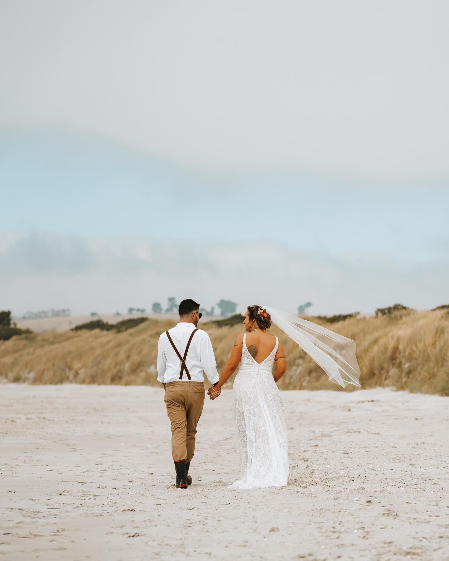 Matt + Anna&rsquo;s beautiful Aramoana wedding.