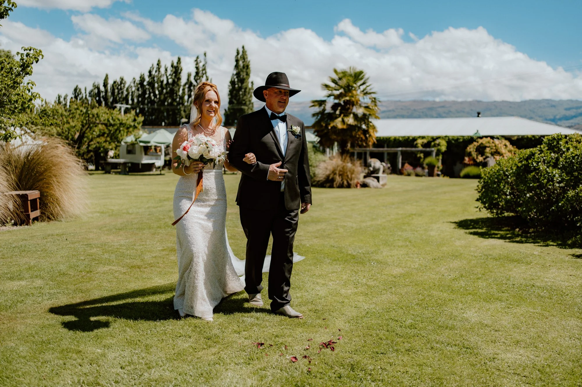 Annaliese + Hamish Low Res - Ray Tiddy 102.jpg
