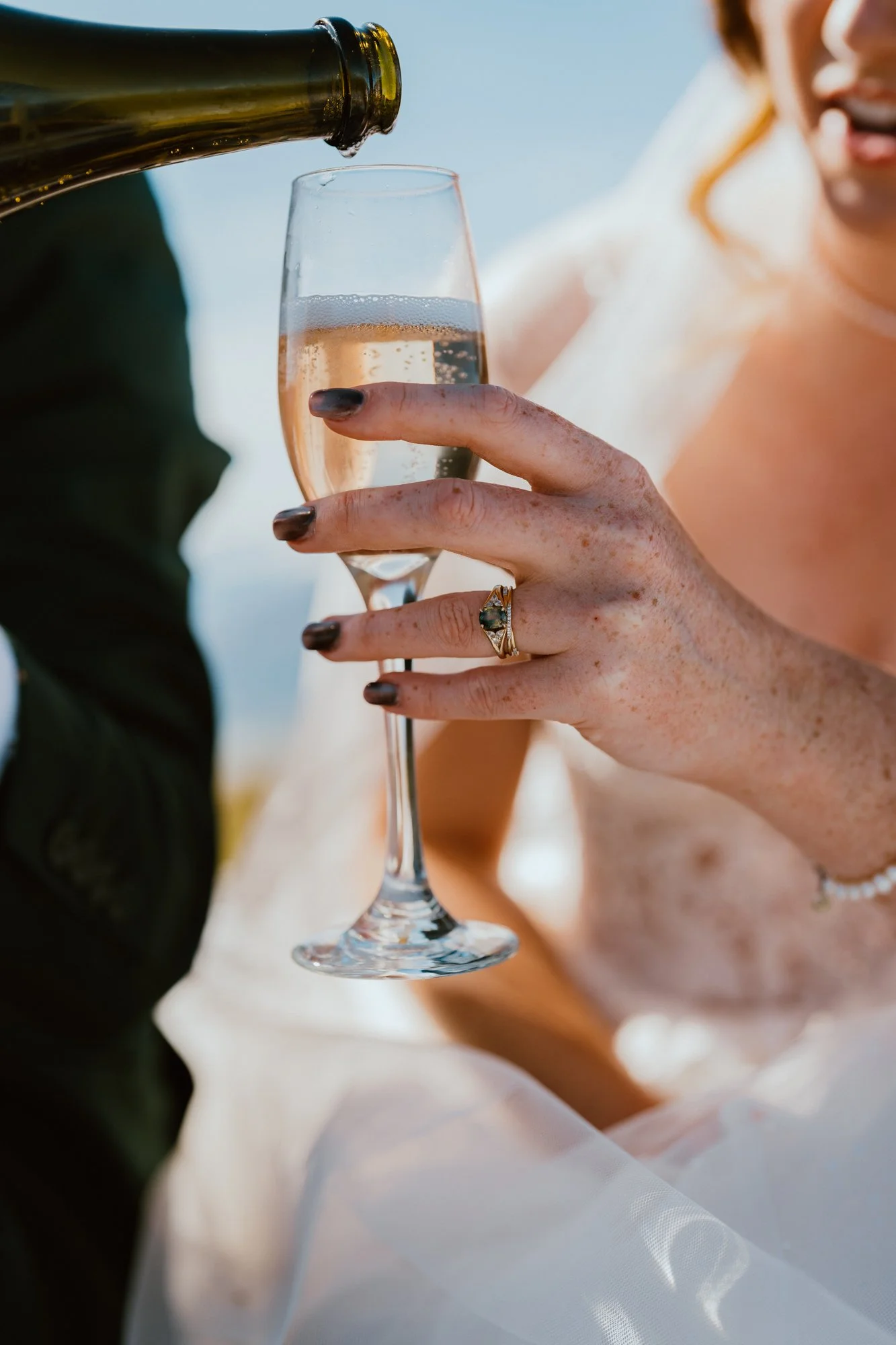 Hannah + Chris Socials Quality - Ray Tiddy 121.jpg