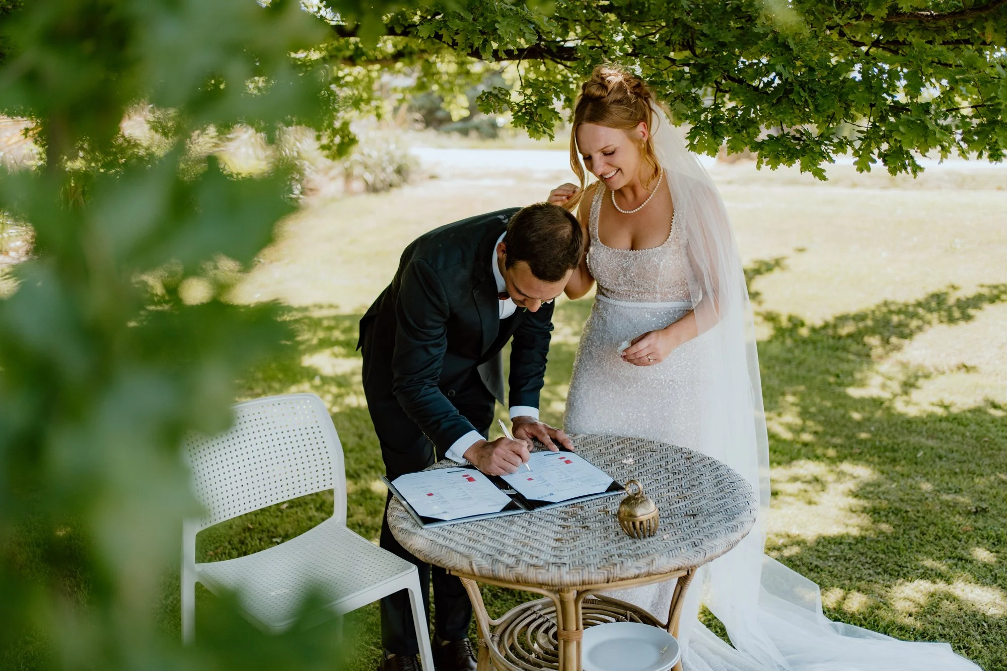 Annaliese + Hamish Low Res - Ray Tiddy 148.jpg