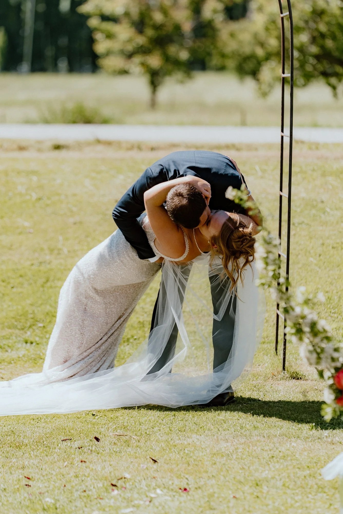 Annaliese + Hamish Low Res - Ray Tiddy 154.jpg