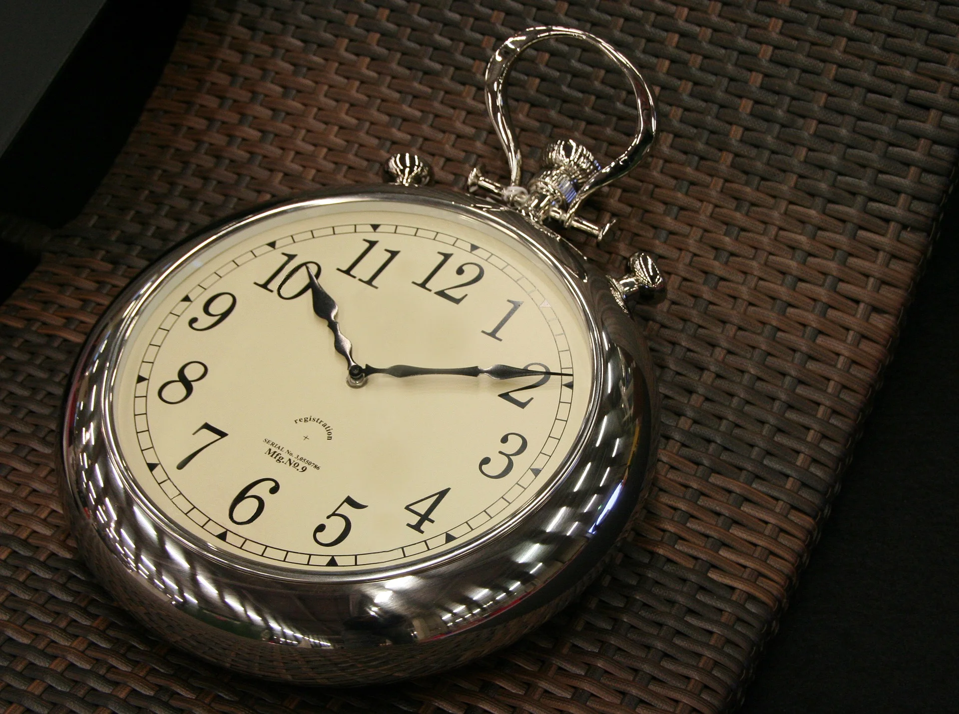 clock-2097537_1920.jpg