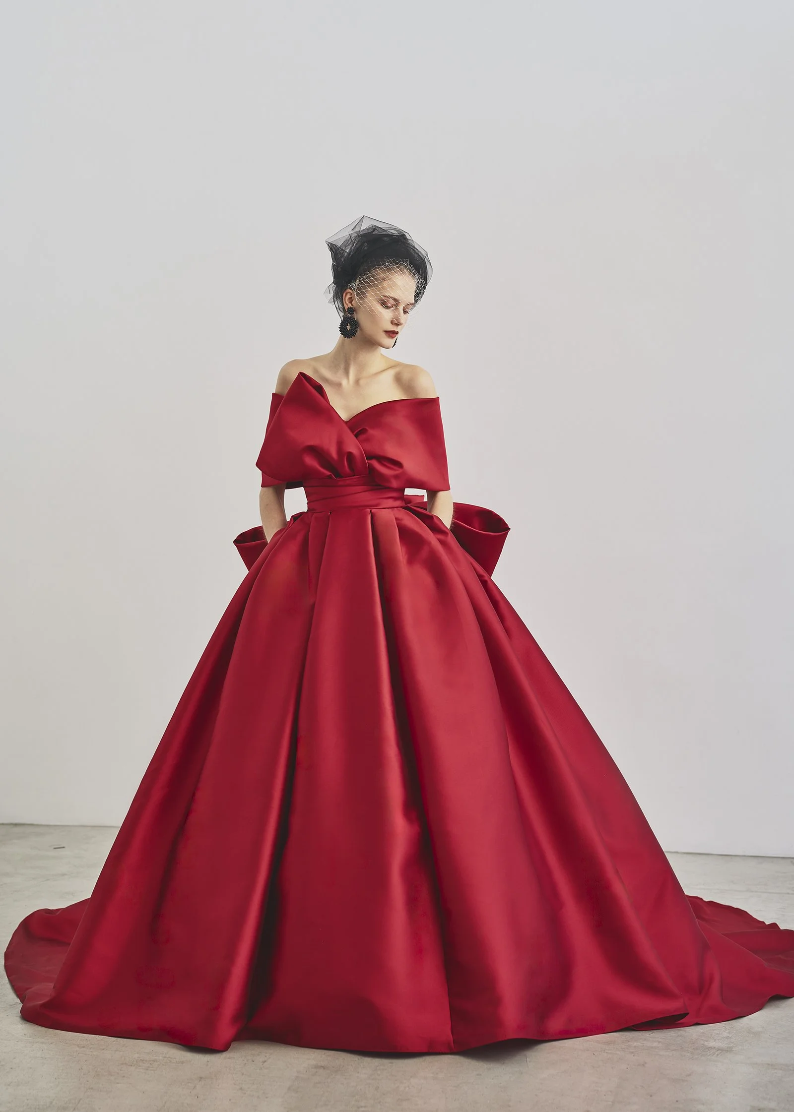 ST-0022_Red_F.jpg