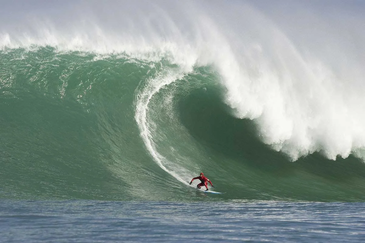 DK on big wave.jpg