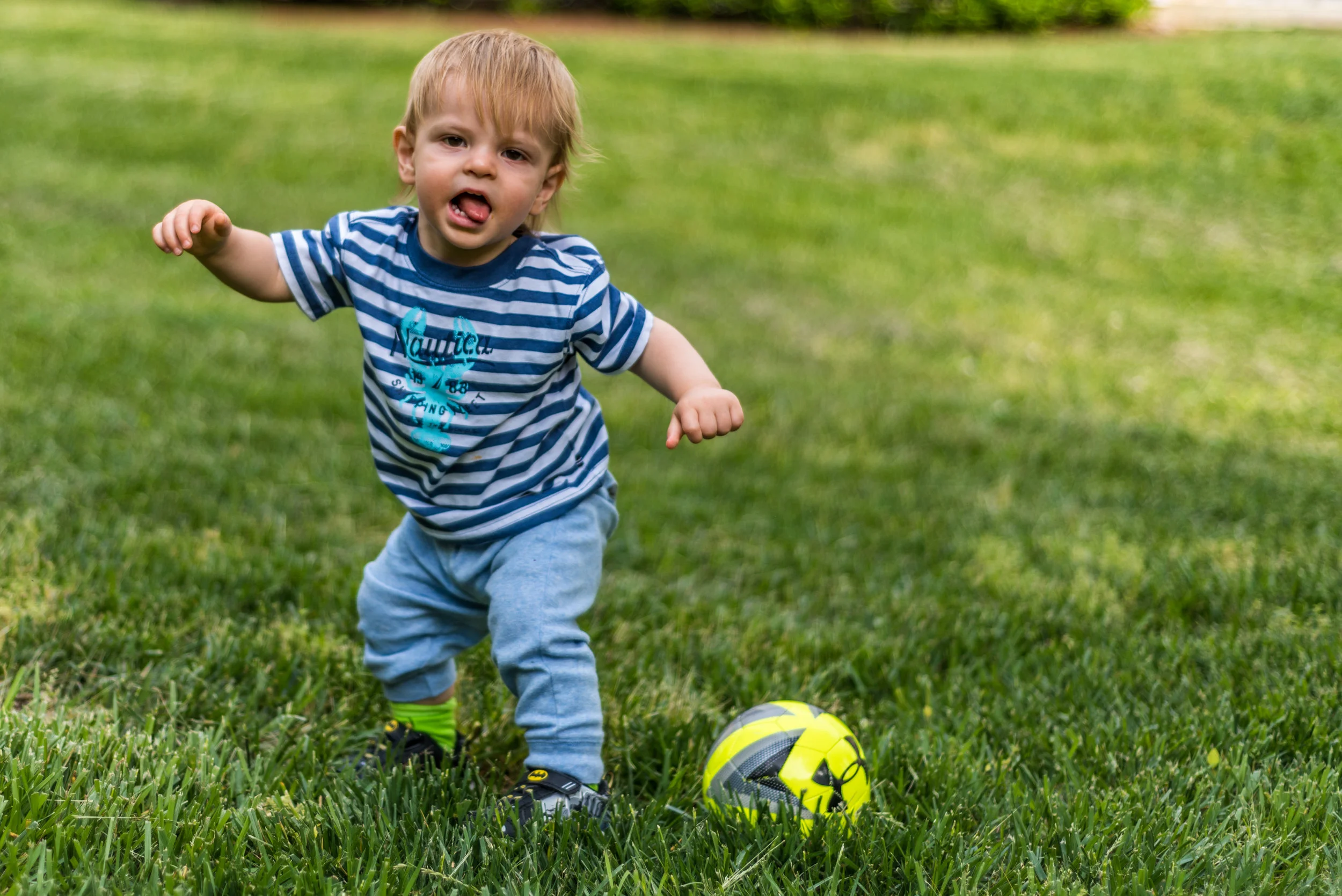 grayson_outside_0016.jpg