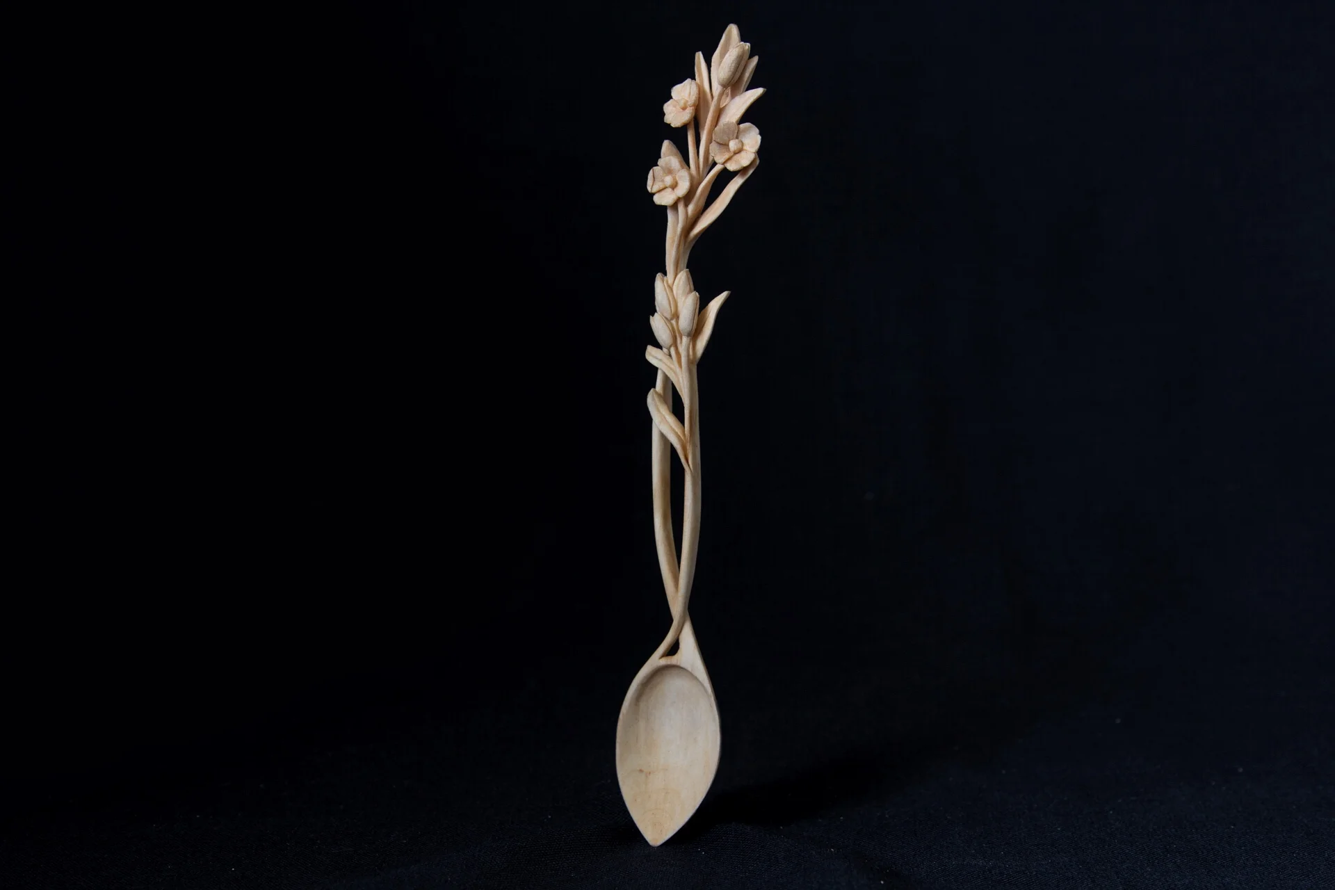 Woodcarving-by-Giles-Newman-101.jpg