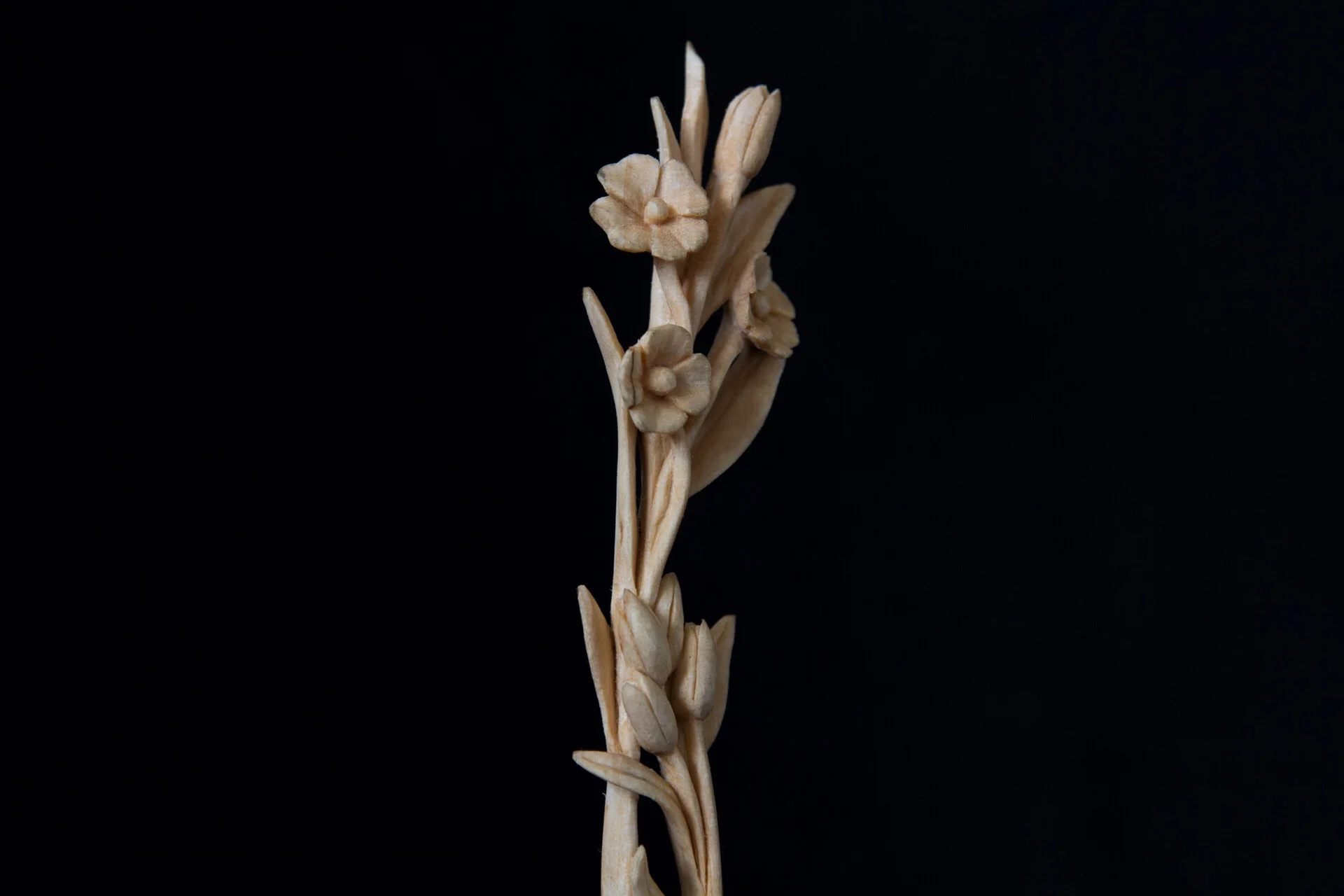 Woodcarving-by-Giles-Newman-103.jpg