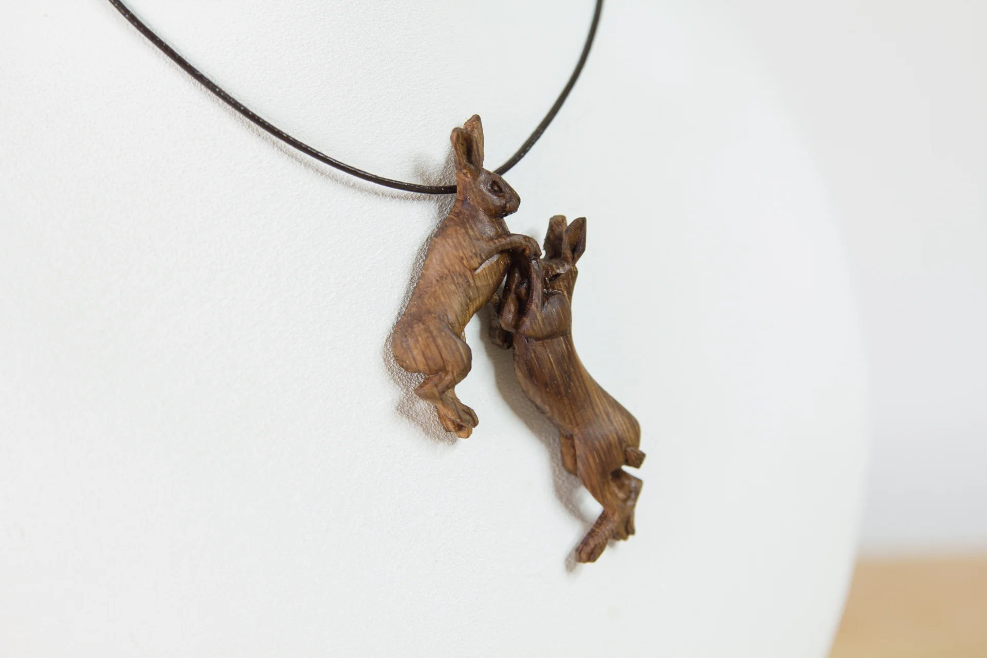 Woodcarving-by-Giles-Newman-402.jpg