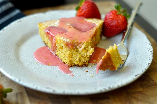 Strawberry Cornmeal Skillet Cake_forkfull-0068.jpg
