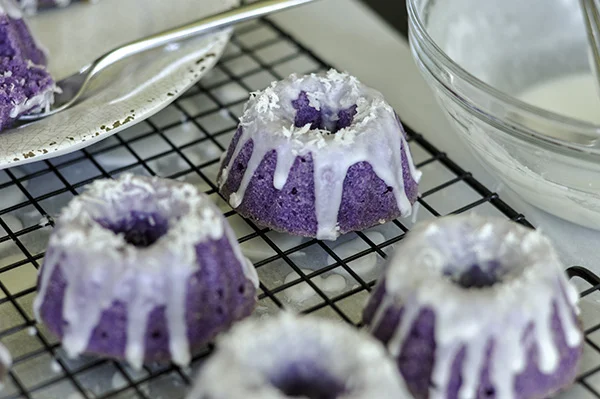 Mini Ube Coconut Bundt Cake_CU tray.jpg