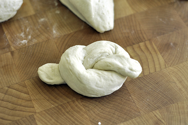 Garlic Knots_Dough knot.jpg