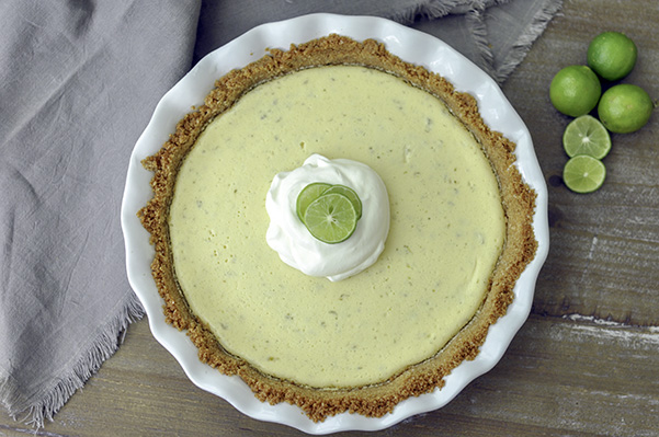 Super Fluffy Key Lime Pie_whole pie.jpg