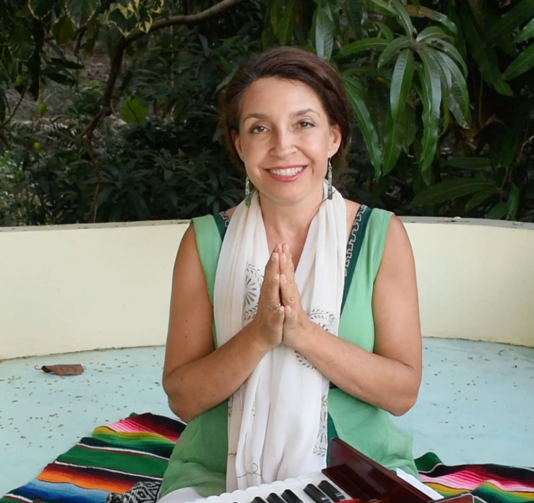 Online Monday Chants and Mantra with Gina Salā: Rest, Renewal, Love