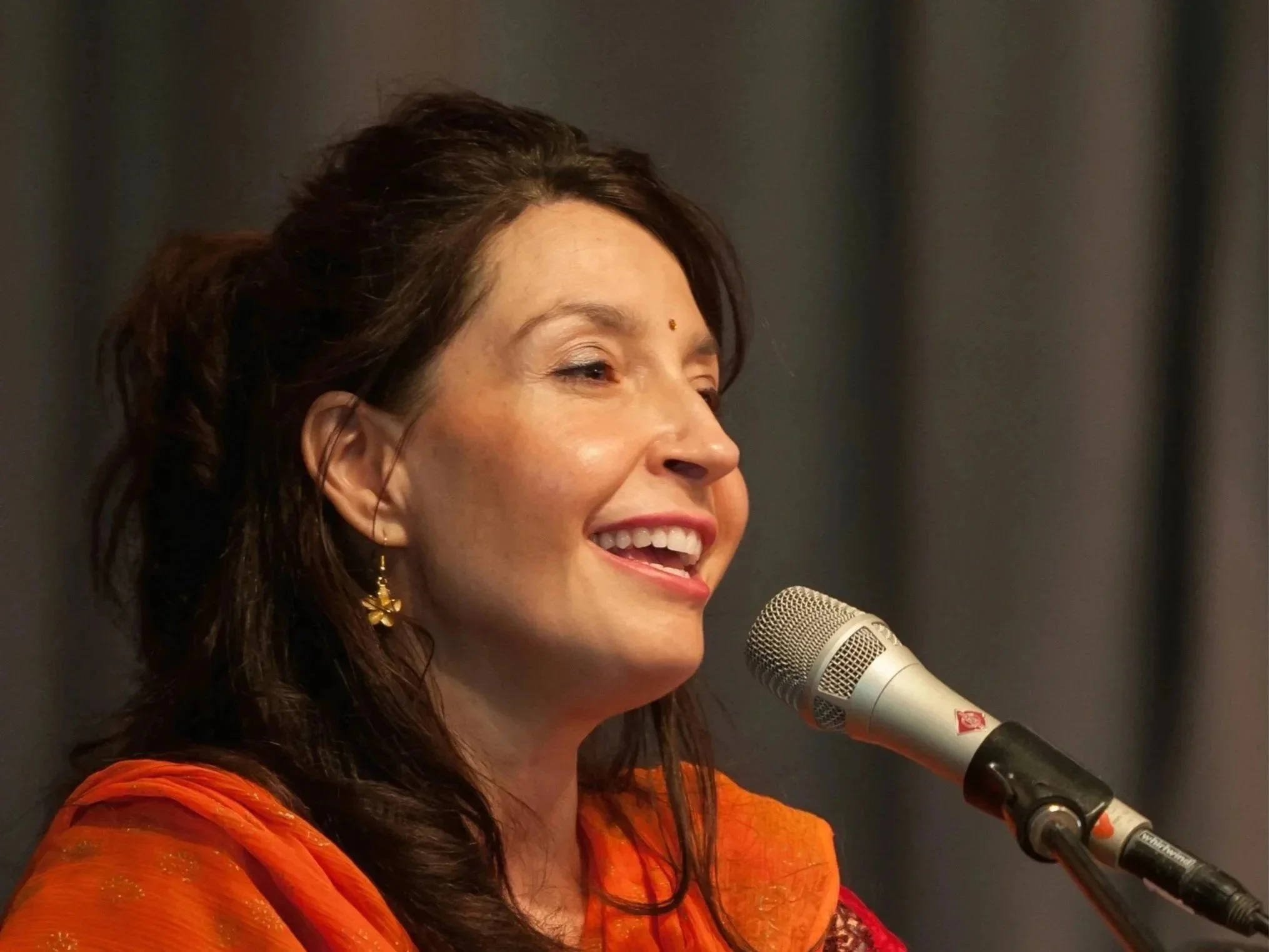 Gina Salā  Kirtan and Voice   ~ Sound, chant &amp; story for the  equinox