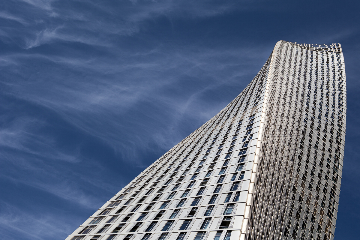 Cayan tower dubaï