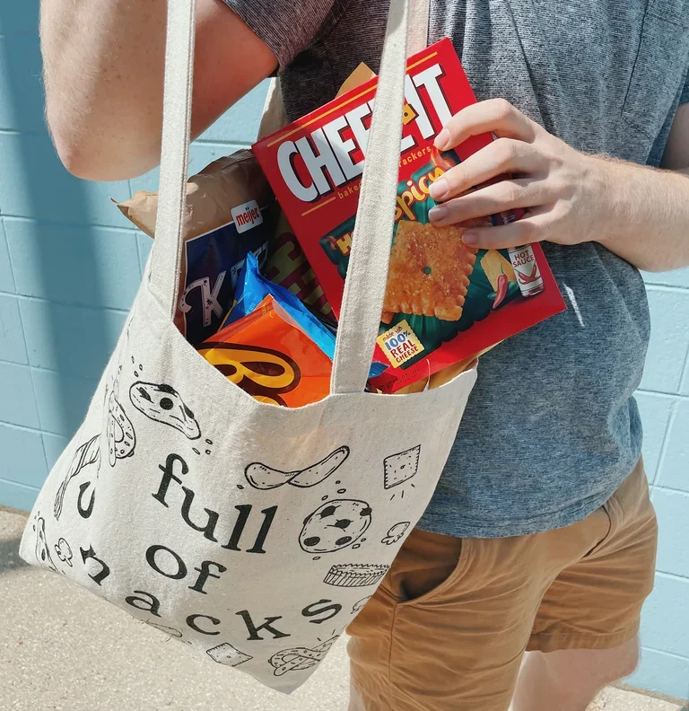 SnackToteBag_2.jpg..webp