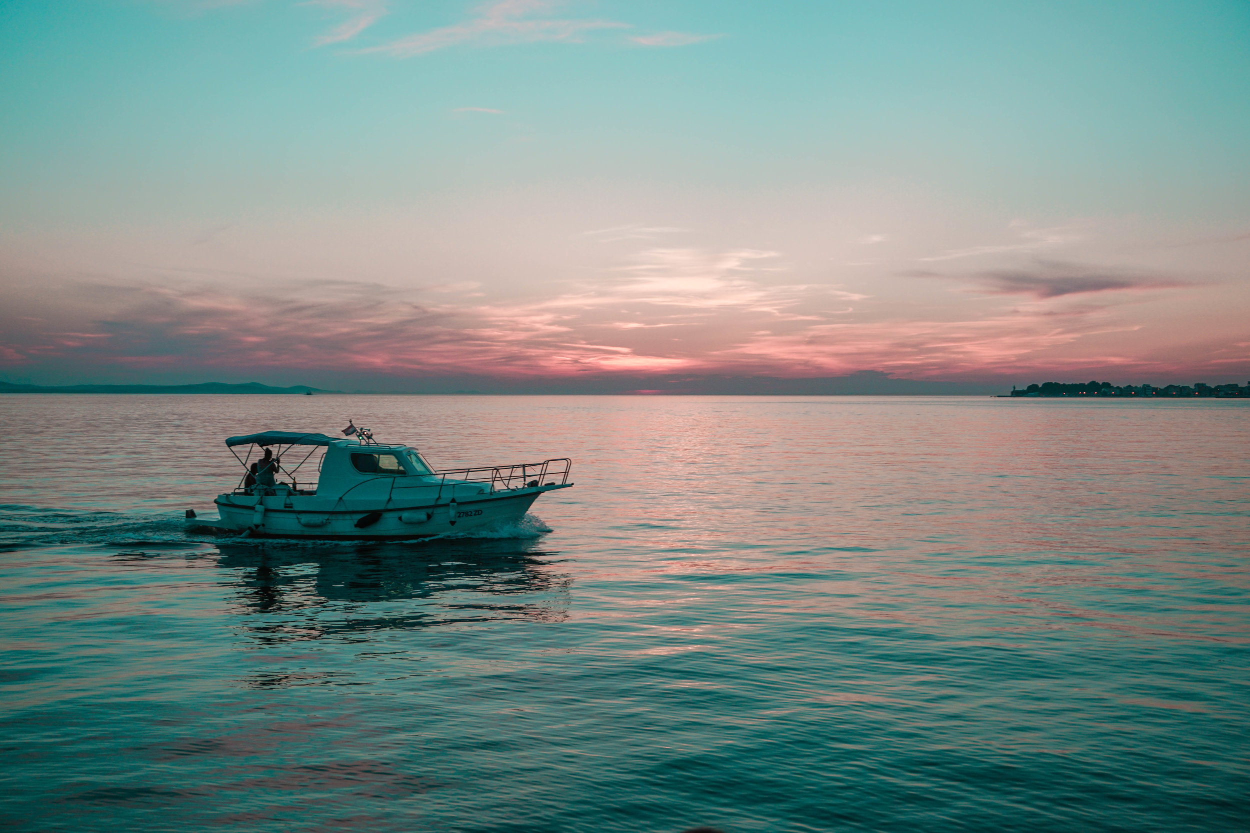 Boat Sunset 01.jpg