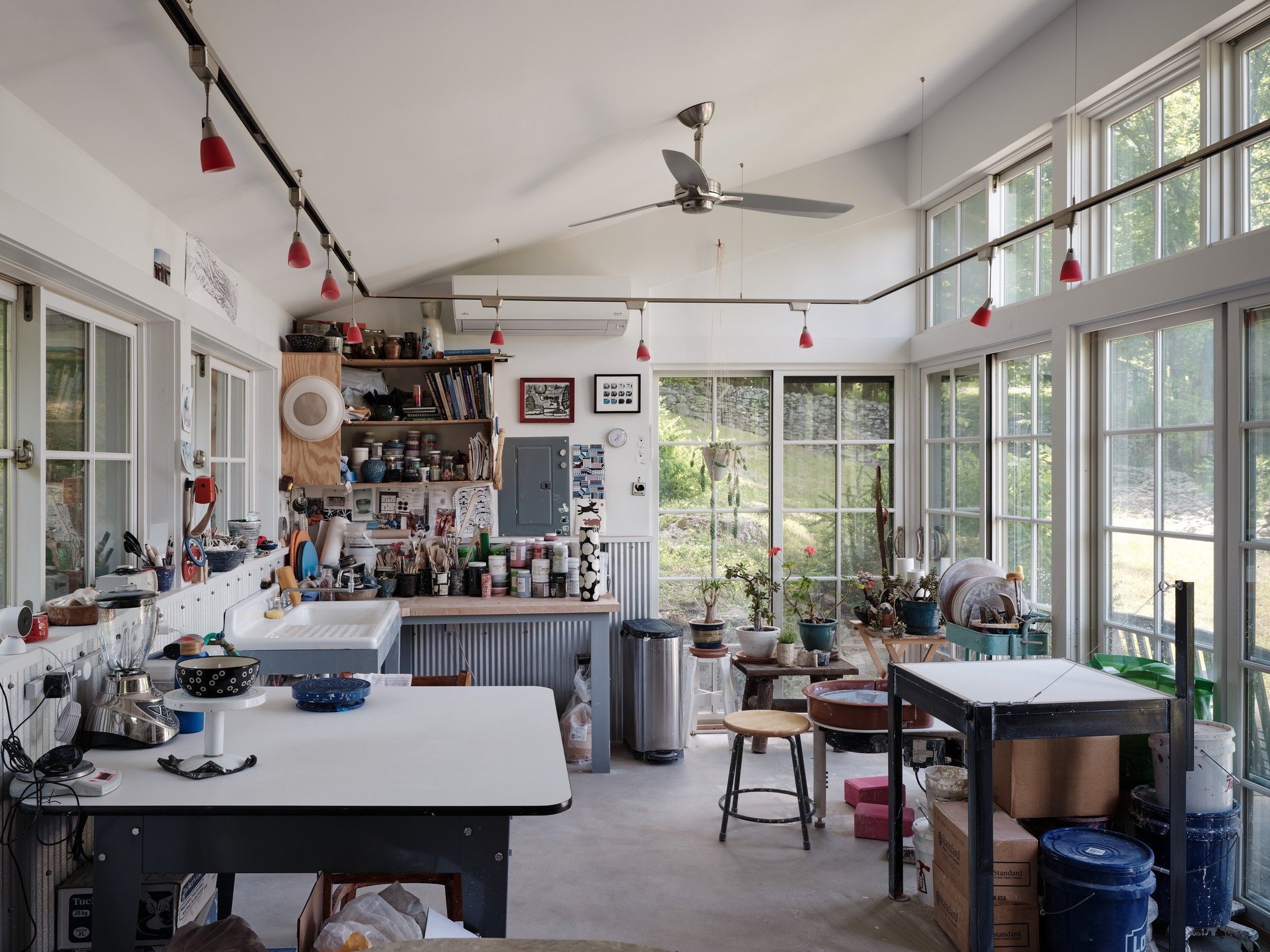 🎨 Here&rsquo;s one of our designs in action: a ceramics studio alive with the artist&rsquo;s tools and creations. We love seeing our spaces come to life - lived in, worked in and inspiring creativity!

#jameslymanreynoldsarchitect #architect #archit