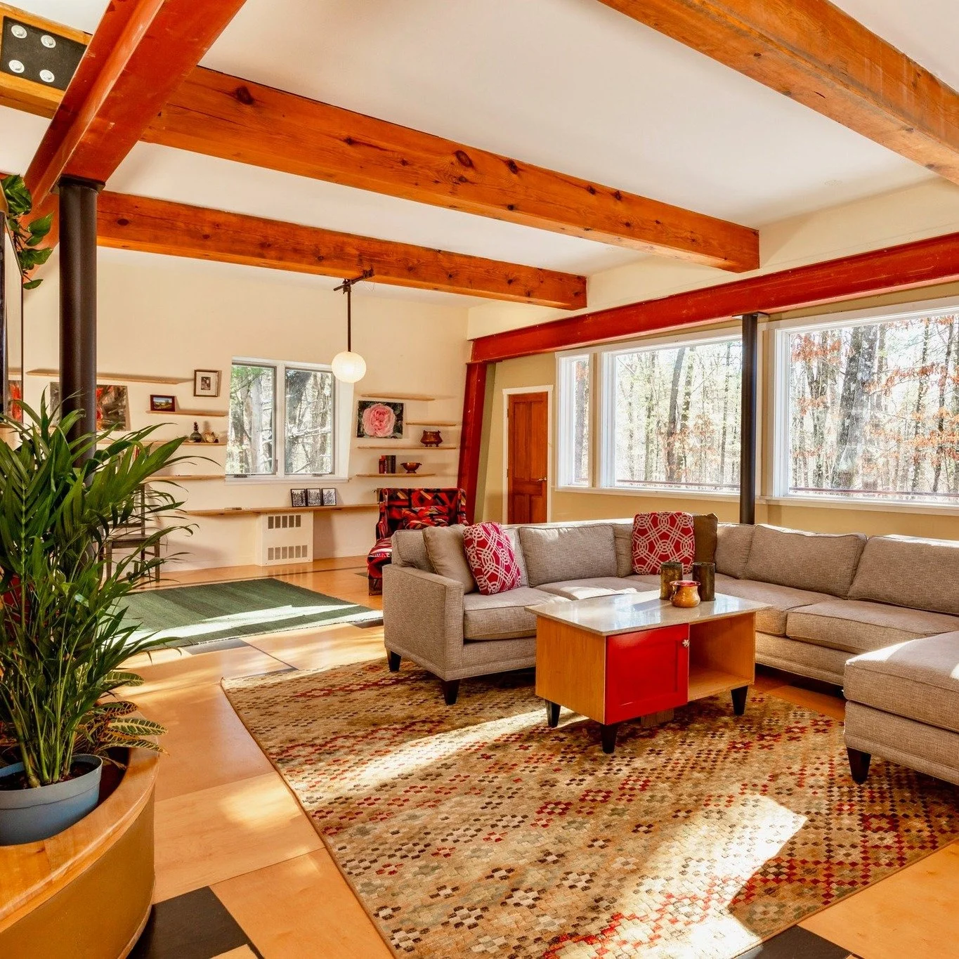 &ldquo;Accord Architectural Gem&rdquo; as featured in the New York Times. 

When wood meets steel. Our Gallery House project in Accord, NY re-imagines traditional building elements in bold, modern ways. Case in point: exterior steel framing that supp