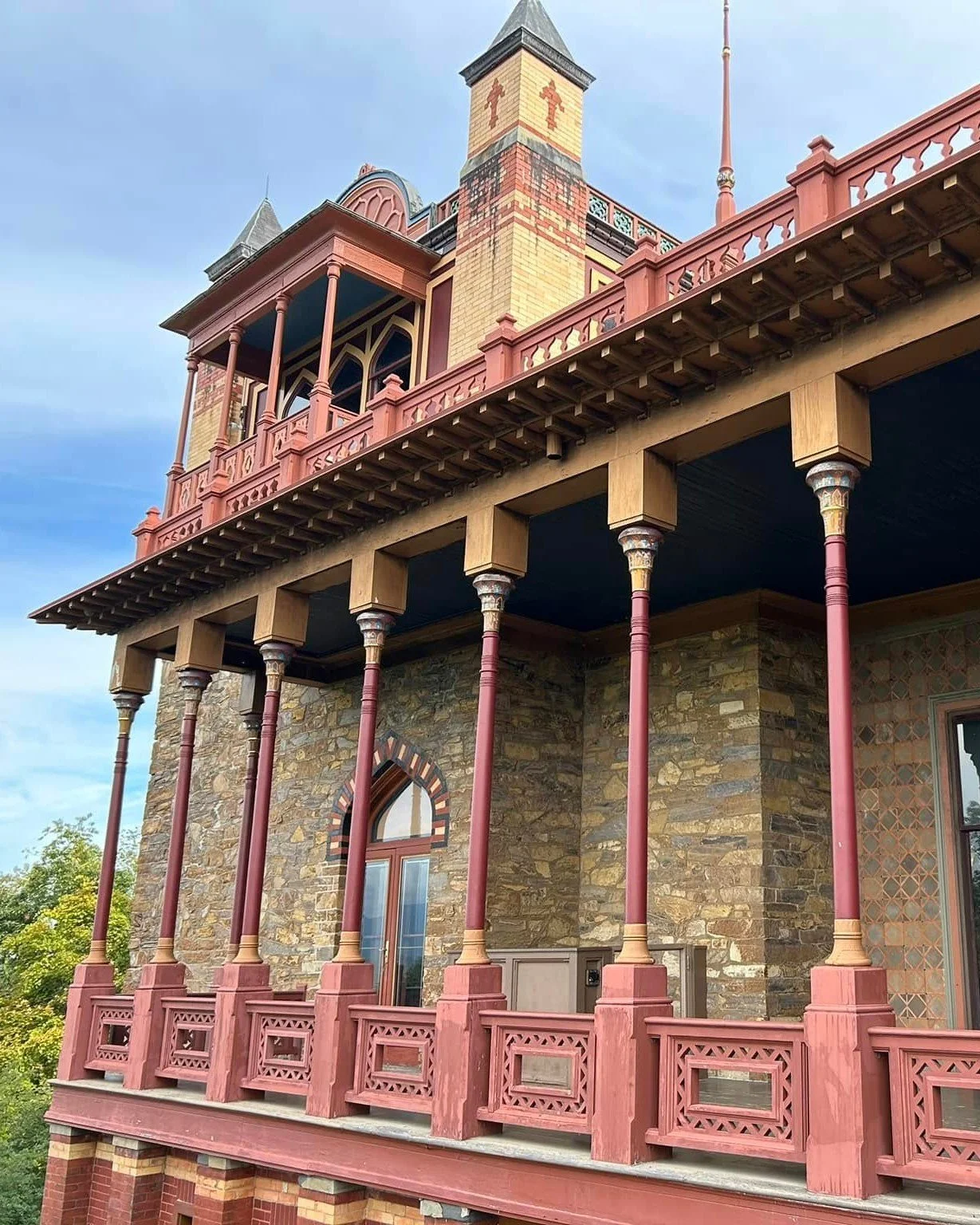 Frederic Edwin Church&rsquo;s Moorish loggias at @olanafredericchurch: sweeping views, decorative arches and Eastern-inspired design connect the structure to the landscape and beyond. A breathtaking blend of art, architecture and nature.

Read more o