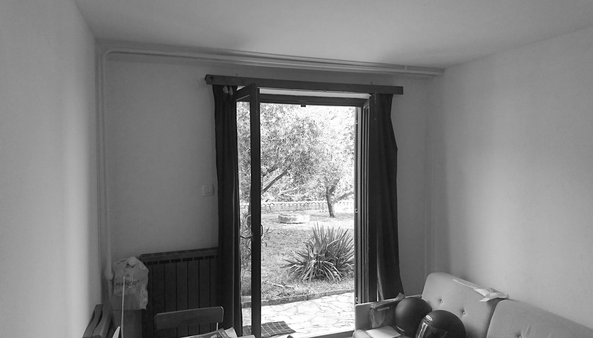 1B&W.jpg