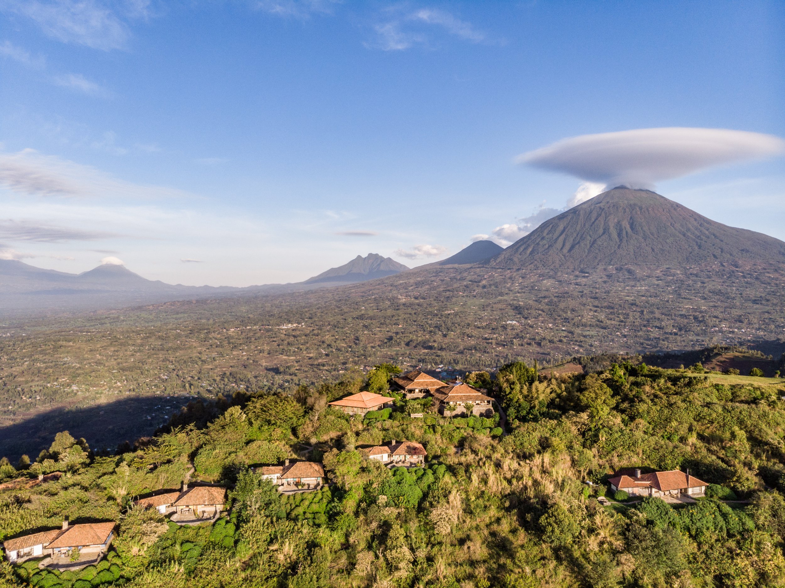 1-Virunga Lodge Aerila ViewSinamatella - Rwanda - Virunga - 20180915 - 1054.jpg