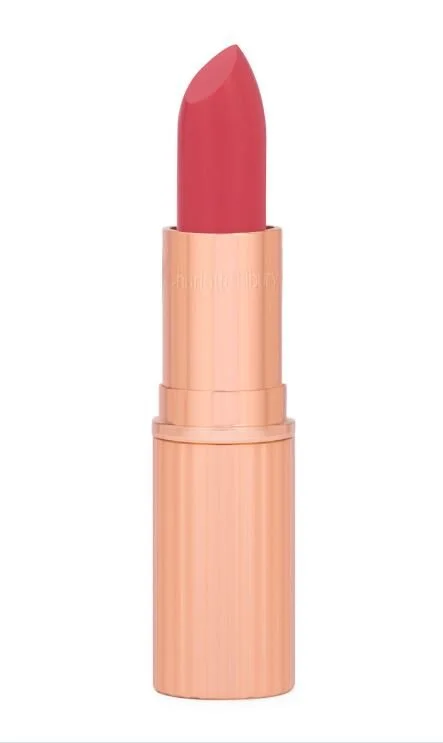 Charlotte Tilbury - K.I.S.S.I.N.G Lipstick in  Coral Kiss