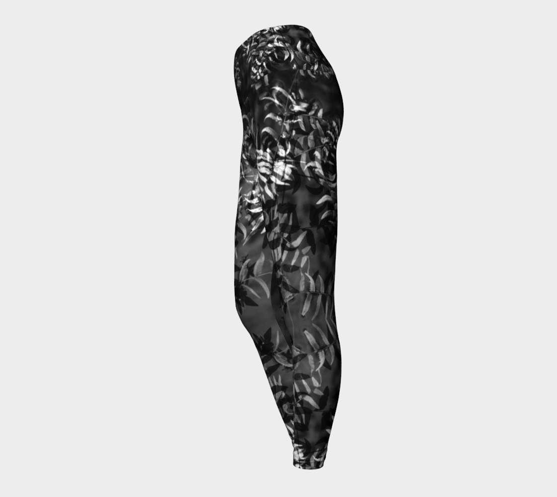 preview-yoga-leggings-556879-leftside-f.jpeg