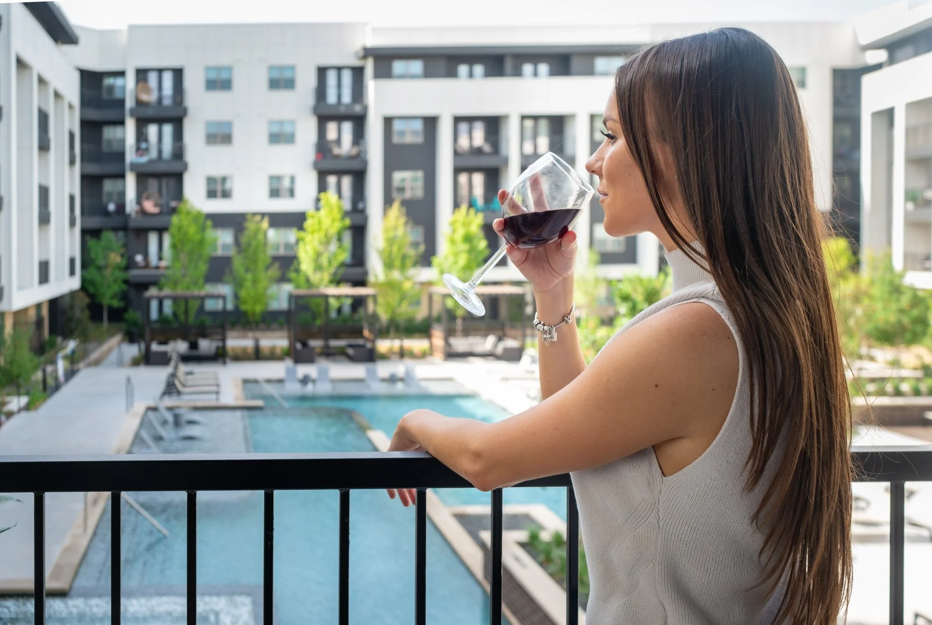 Apartment Lifestyle 6